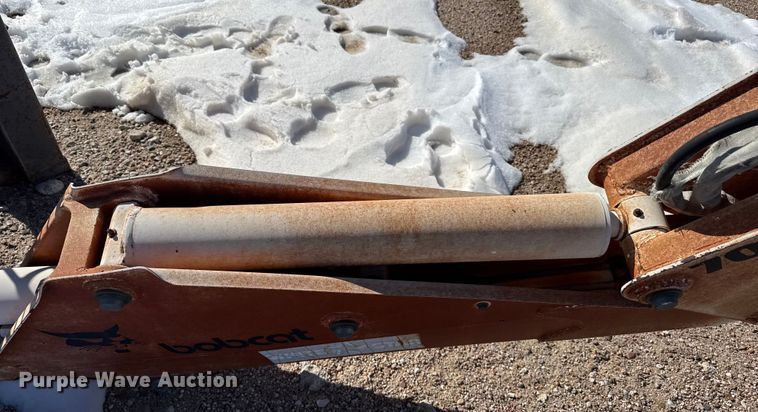 image for item EP2868 Melroe 709 backhoe attachment