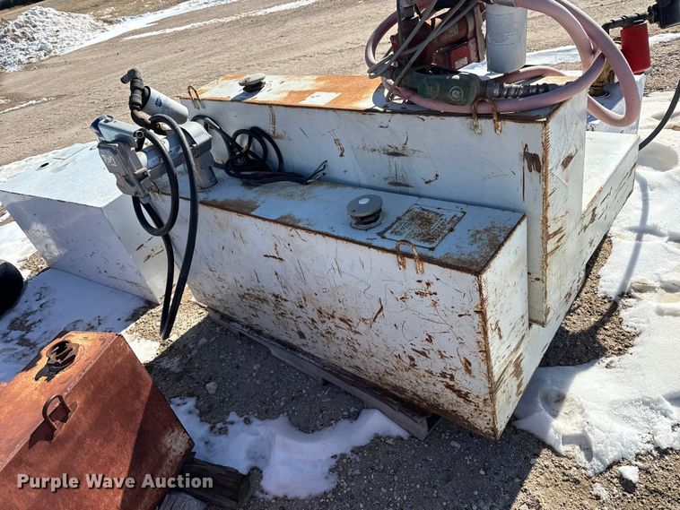 image for item EP2870 (7) fuel tanks