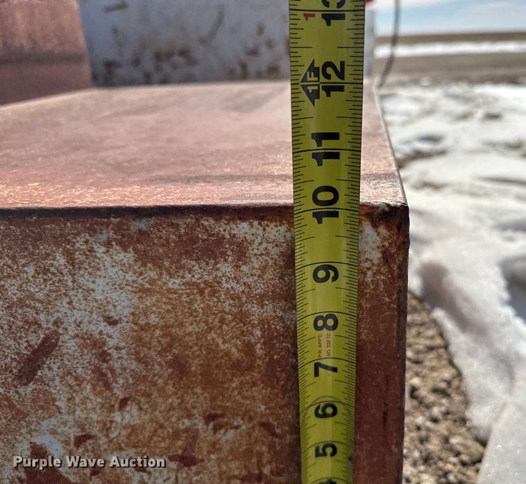 image for item EP2870 (7) fuel tanks