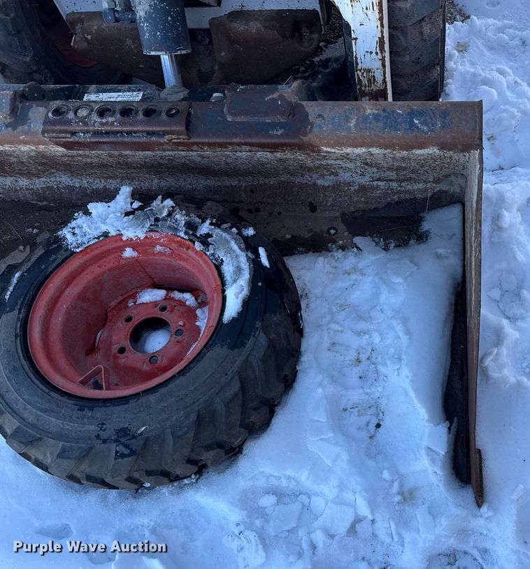 image for item EP2871 Bobcat 453 skid steer loader