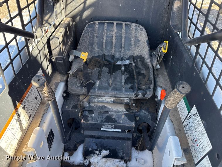 image for item EP2871 Bobcat 453 skid steer loader