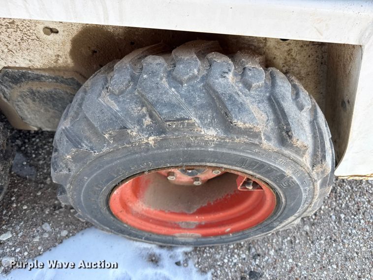 image for item EP2871 Bobcat 453 skid steer loader