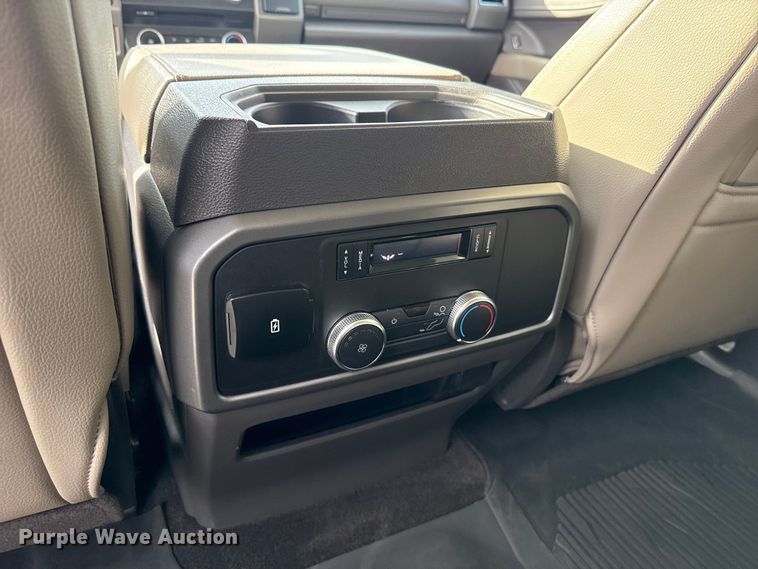 image for item EP2888 2018 Ford Expedition SUV