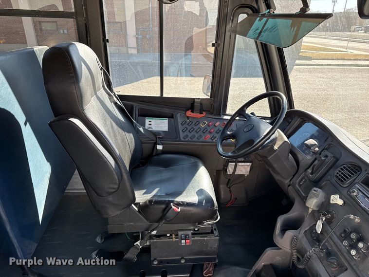 image for item EP2915 2012 Thomas Built school bus