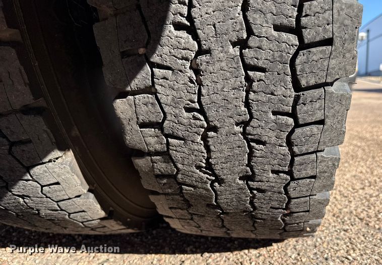 image for item EP2915 2012 Thomas Built school bus