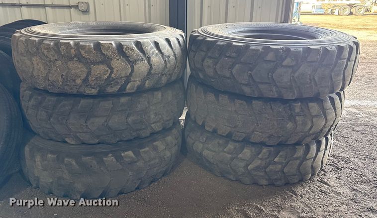 image for item EP2997 (6) motor grader tires