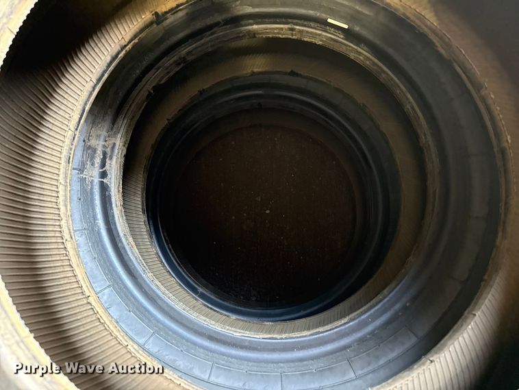 image for item EP2997 (6) motor grader tires