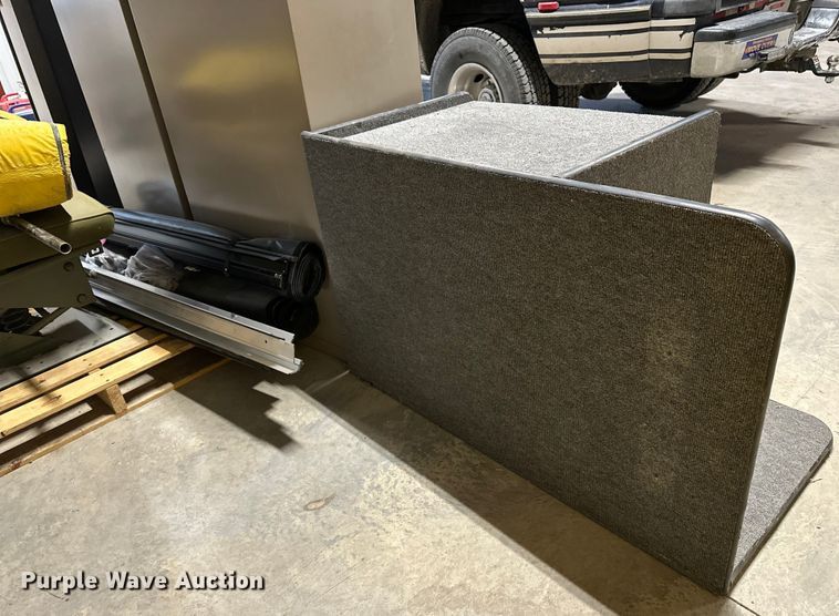 image for item ES1017 Office furniture