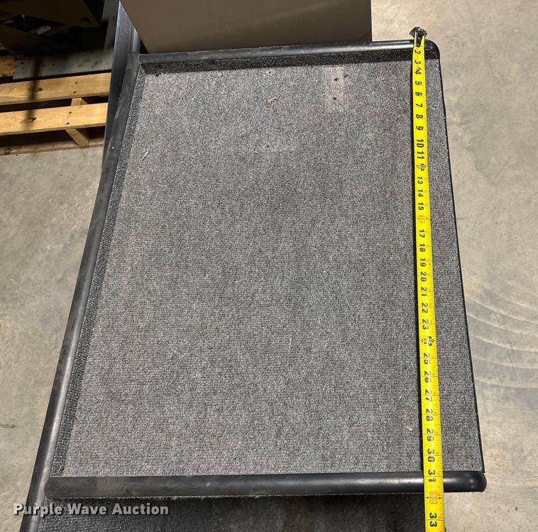 image for item ES1017 Office furniture