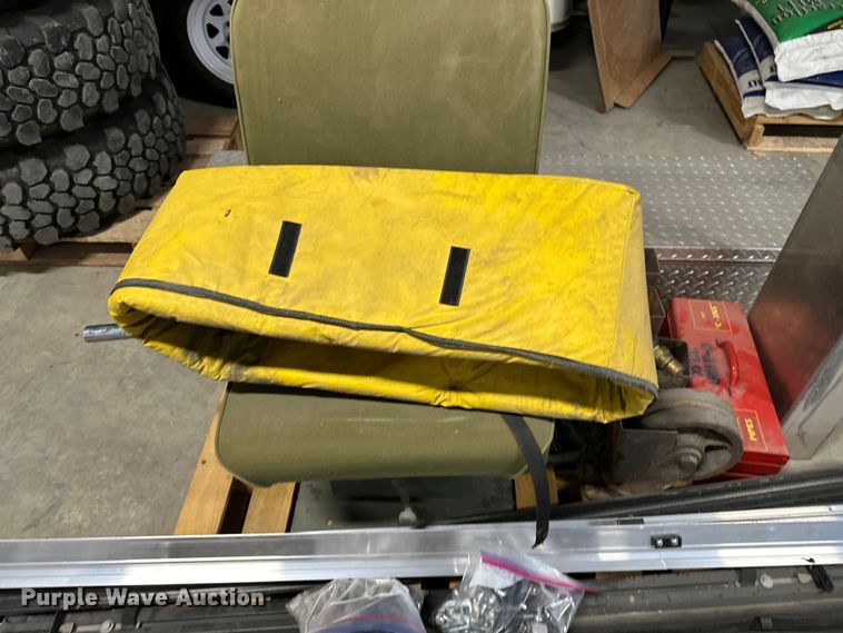 image for item ES1019 Automotive parts and accessories 