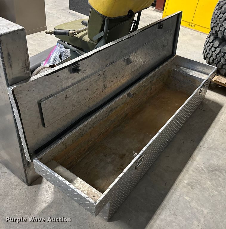 image for item ES1019 Automotive parts and accessories 