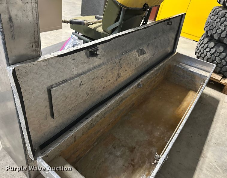 image for item ES1019 Automotive parts and accessories 