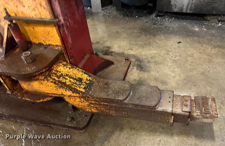 image for item ES1020 Mohawk TP20 two post lift