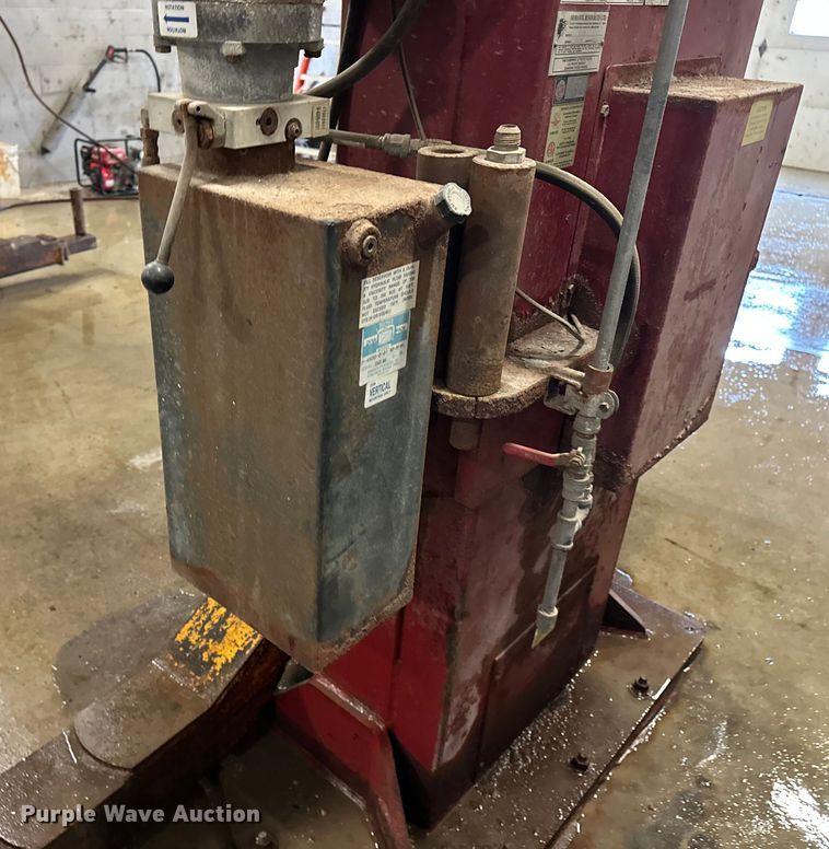 image for item ES1020 Mohawk TP20 two post lift