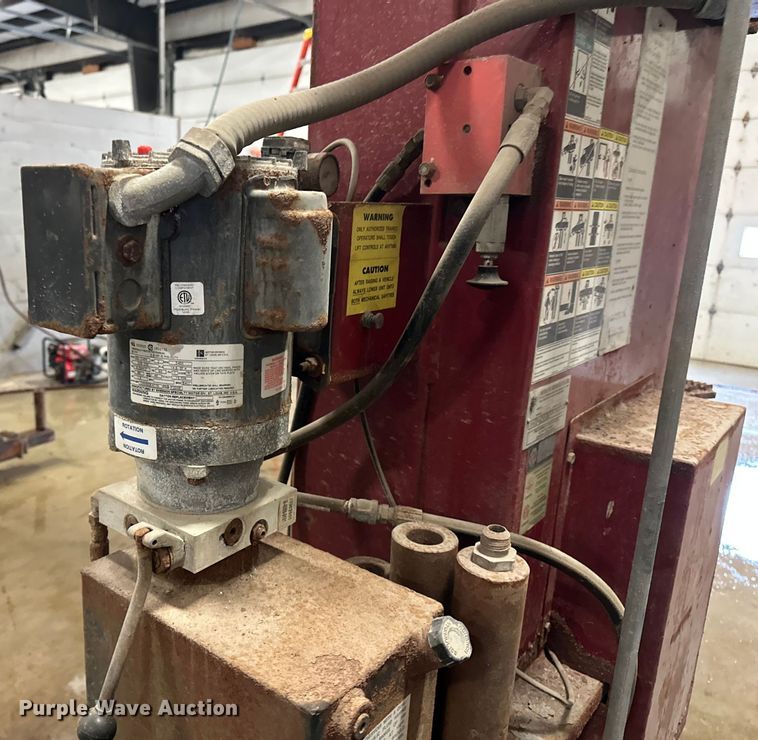 image for item ES1020 Mohawk TP20 two post lift