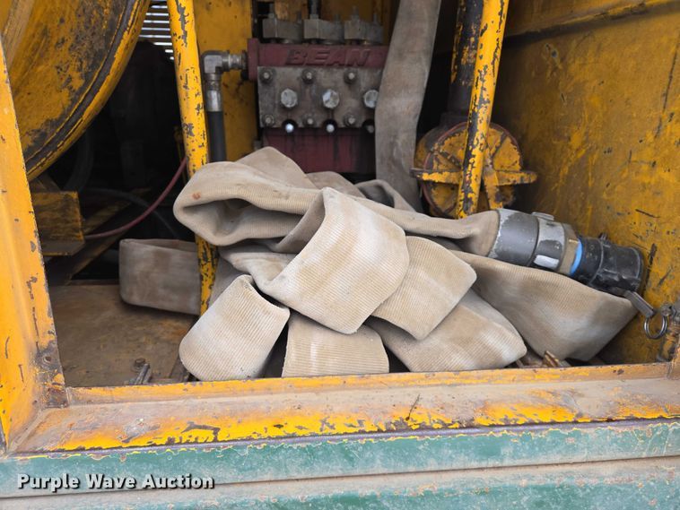 image for item ES2809 1979 International 1724 sewer jetter truck