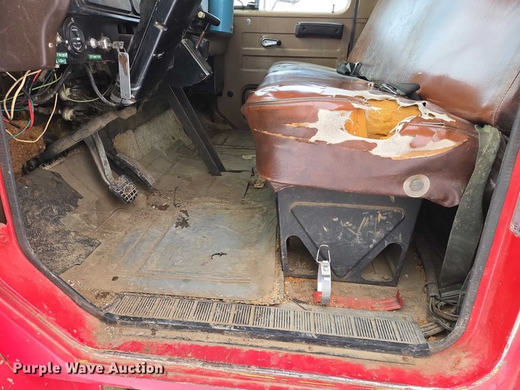 image for item ES2809 1979 International 1724 sewer jetter truck