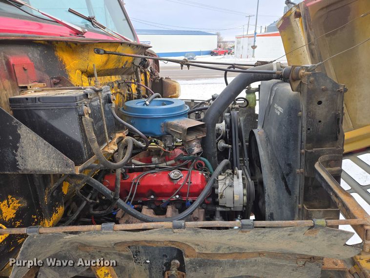 image for item ES2809 1979 International 1724 sewer jetter truck