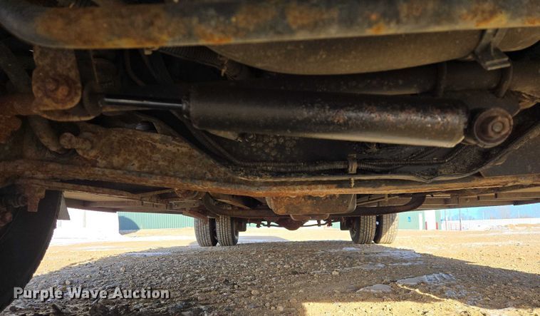 image for item ES2827 2003 Ford E450 Super Duty ambulance