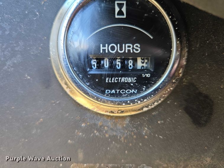 image for item ES2827 2003 Ford E450 Super Duty ambulance