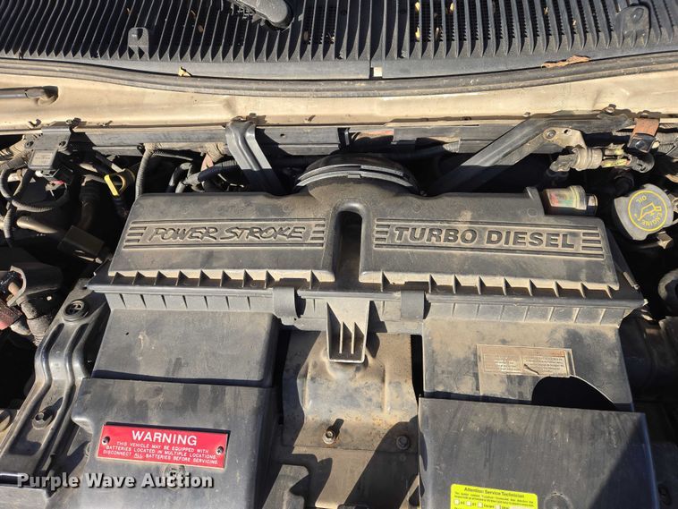 image for item ES2827 2003 Ford E450 Super Duty ambulance