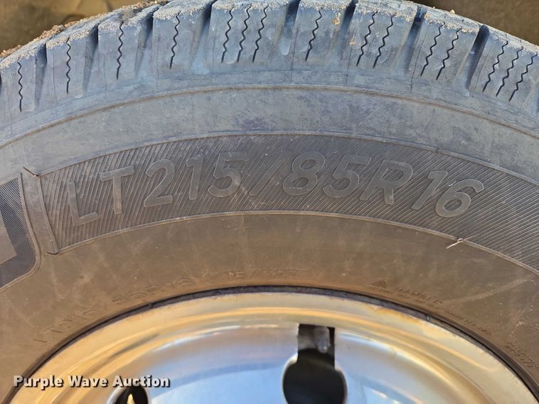 image for item ES2827 2003 Ford E450 Super Duty ambulance