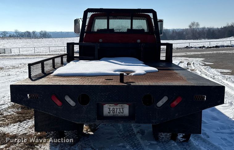 image for item ES5745 1979 Ford F600 flatbed truck