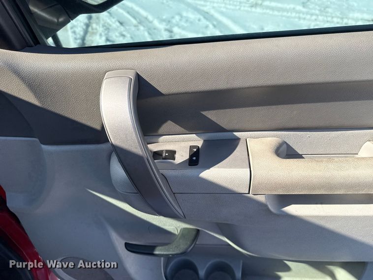 image for item ES5749 2011 Chevrolet Silverado 2500HD Crew Cab pickup truck