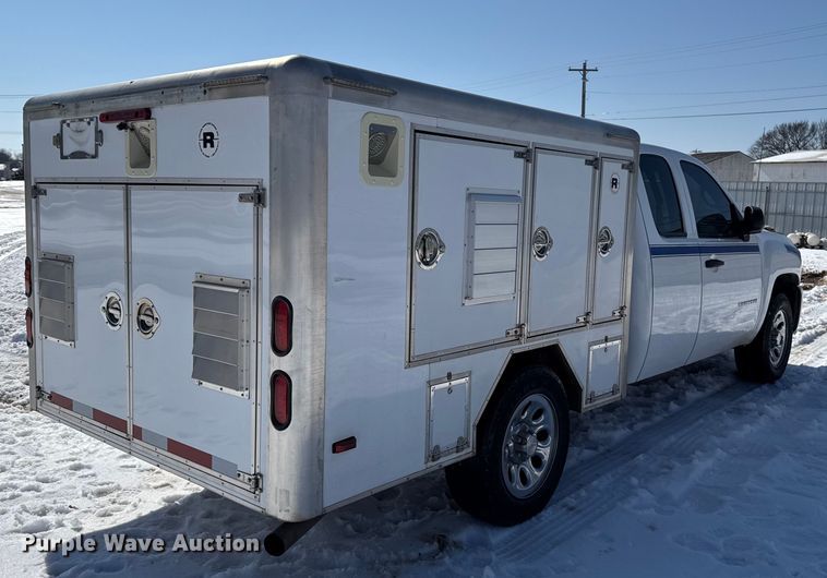 image for item ES5750 2013 Chevrolet Silverado 1500 Ext. Cab utility bed pickup truck