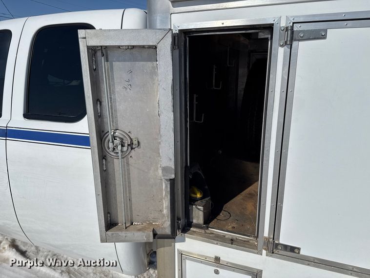 image for item ES5750 2013 Chevrolet Silverado 1500 Ext. Cab utility bed pickup truck