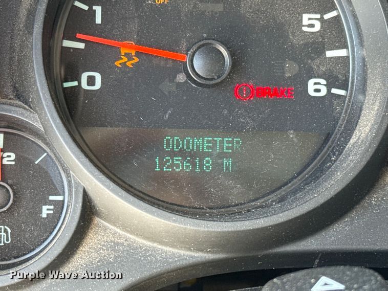 image for item ES5750 2013 Chevrolet Silverado 1500 Ext. Cab utility bed pickup truck