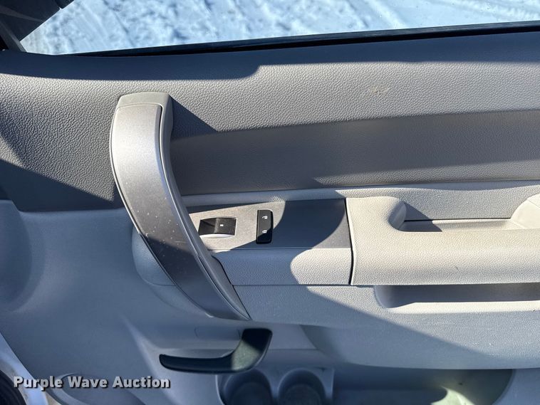 image for item ES5750 2013 Chevrolet Silverado 1500 Ext. Cab utility bed pickup truck