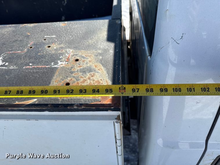 image for item ES5752 2011 Ford F250 Super Duty XL Crew Cab utility bed pickup truck