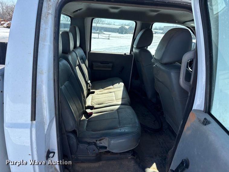 image for item ES5752 2011 Ford F250 Super Duty XL Crew Cab utility bed pickup truck