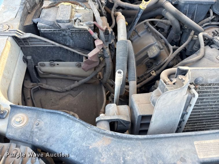 image for item ES5752 2011 Ford F250 Super Duty XL Crew Cab utility bed pickup truck