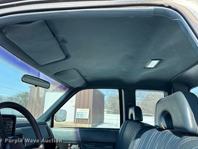 image for item ES5753 1994 Chevrolet 2500 Ext. Cab pickup truck