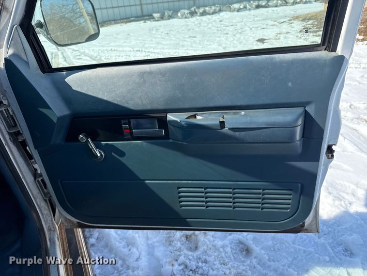 image for item ES5753 1994 Chevrolet 2500 Ext. Cab pickup truck