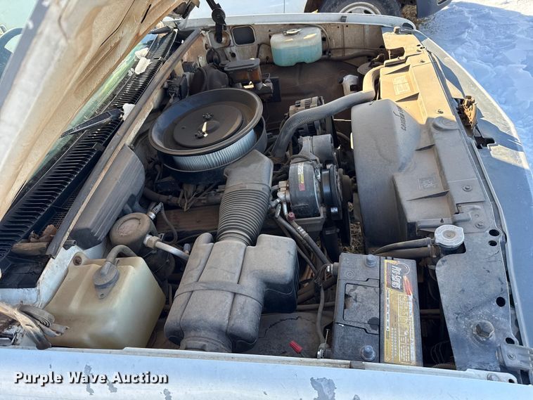 image for item ES5753 1994 Chevrolet 2500 Ext. Cab pickup truck