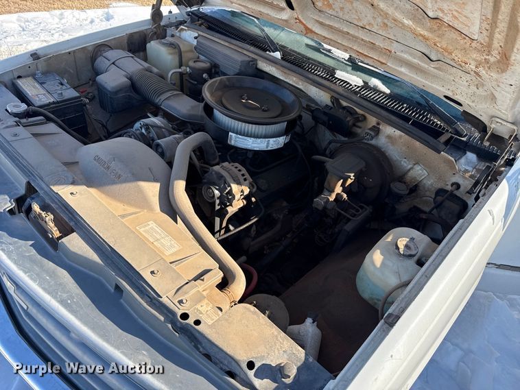 image for item ES5753 1994 Chevrolet 2500 Ext. Cab pickup truck