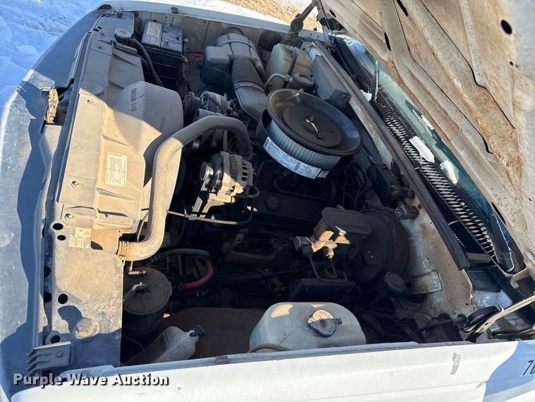 image for item ES5753 1994 Chevrolet 2500 Ext. Cab pickup truck