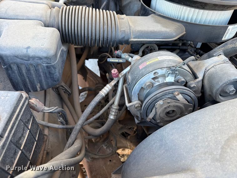 image for item ES5753 1994 Chevrolet 2500 Ext. Cab pickup truck