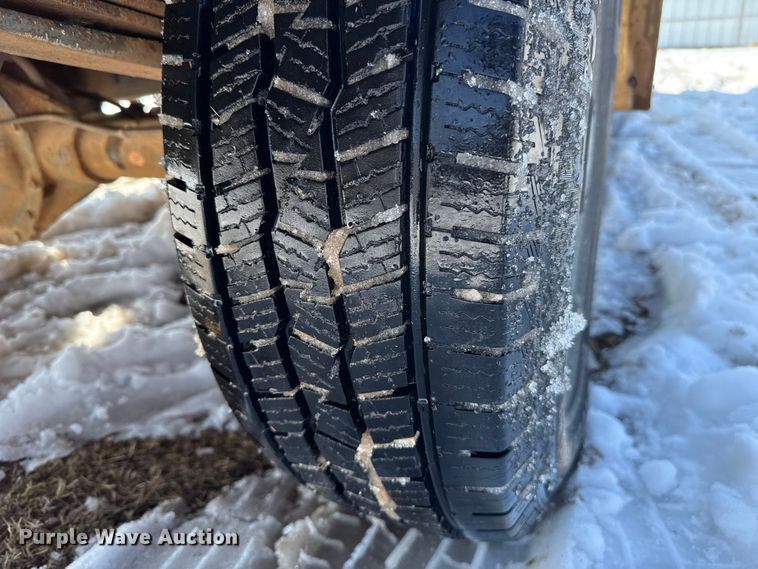 image for item ES5753 1994 Chevrolet 2500 Ext. Cab pickup truck