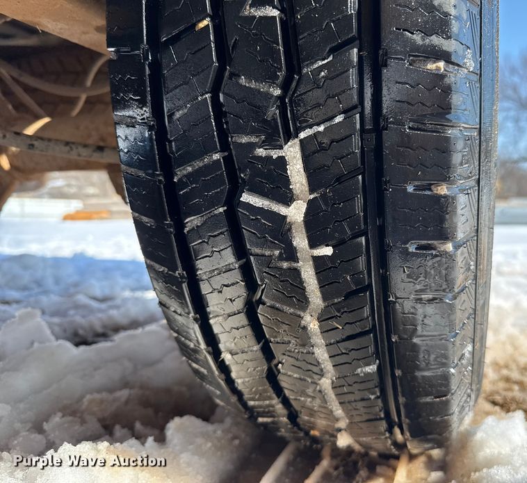 image for item ES5753 1994 Chevrolet 2500 Ext. Cab pickup truck