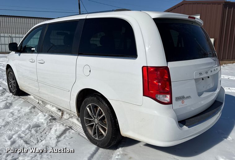 image for item ES5754 2017 Dodge Grand Caravan van