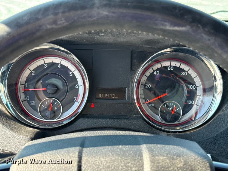 image for item ES5754 2017 Dodge Grand Caravan van