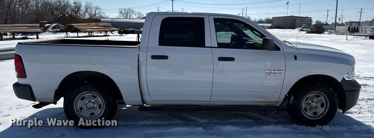 image for item ES5755 2015 Dodge Ram 1500 Crew Cab pickup truck