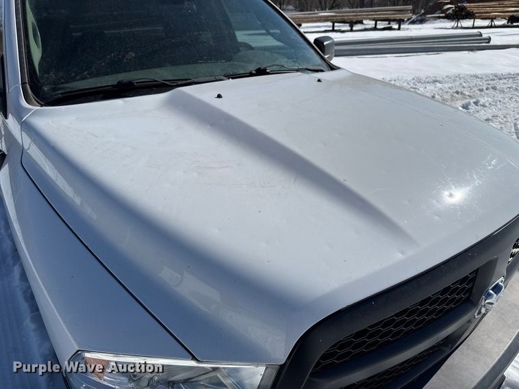 image for item ES5755 2015 Dodge Ram 1500 Crew Cab pickup truck