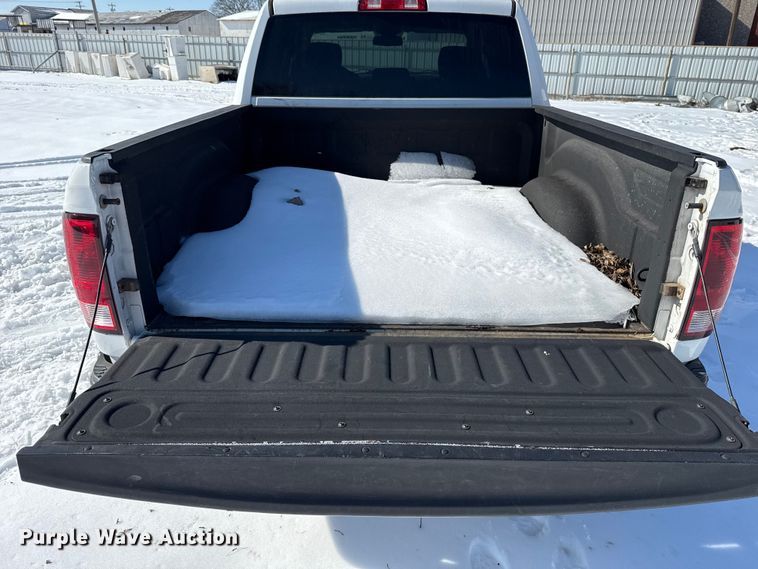 image for item ES5755 2015 Dodge Ram 1500 Crew Cab pickup truck