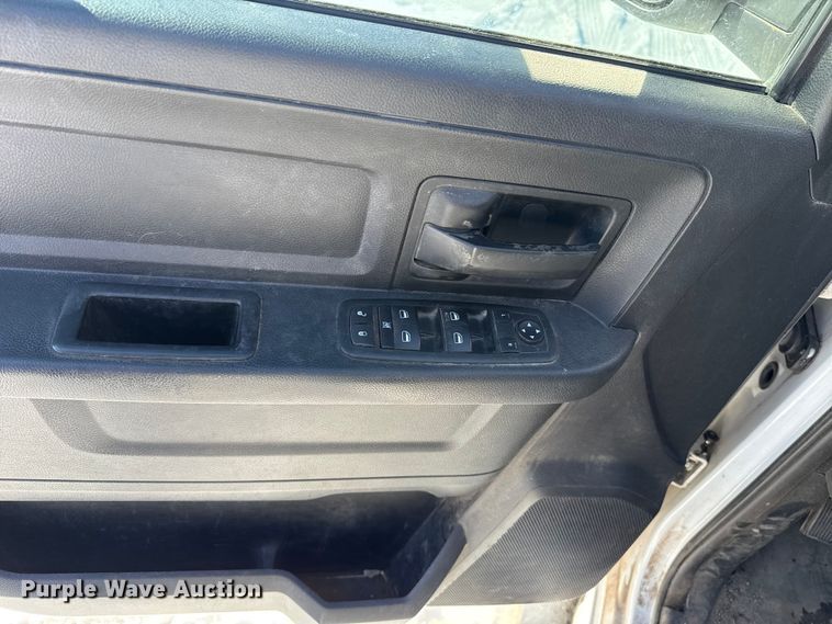 image for item ES5755 2015 Dodge Ram 1500 Crew Cab pickup truck