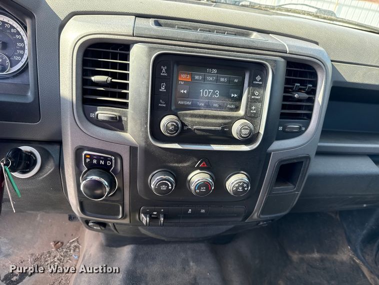 image for item ES5755 2015 Dodge Ram 1500 Crew Cab pickup truck